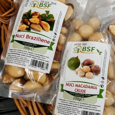 Nuci braziliene și nuci macadamia crude BSF